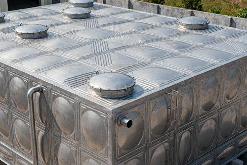 如何判断驻马店316不锈钢生活水箱的焊接质量是否合格？